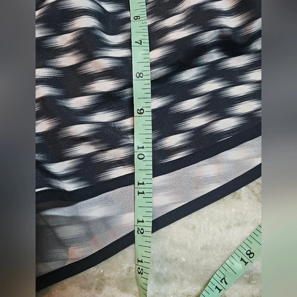 Nike Dri-FIT Running Shorts Size L | Black White Abstract Print Lightweight Acti